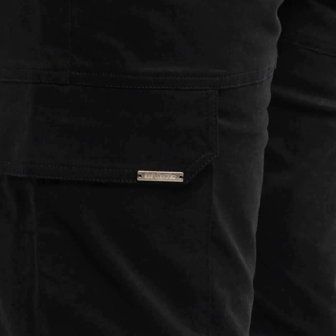 Rivero Relaxed Cargo Pants - Black - Image 5
